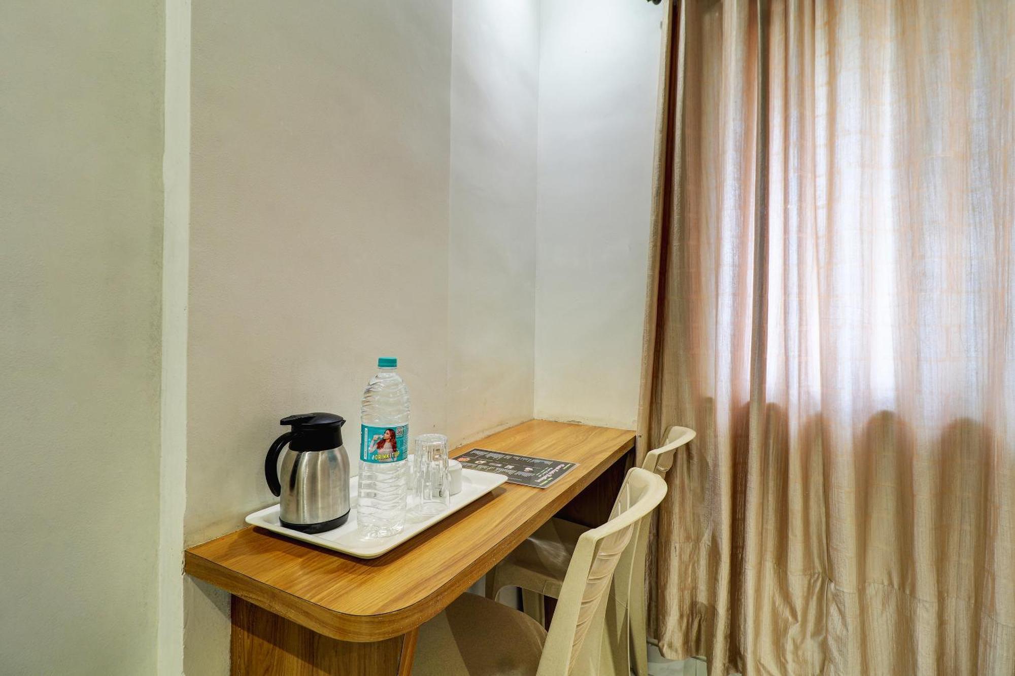Hotel Kurla Residency Mumbai Exterior photo