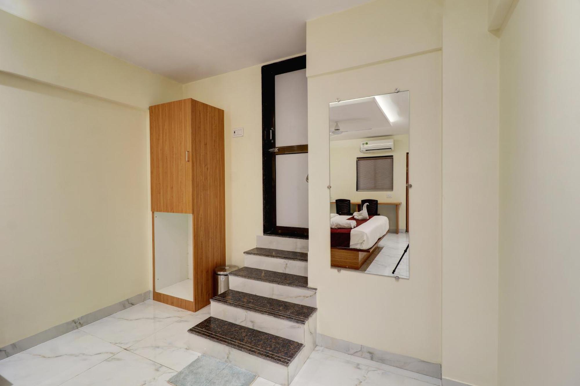Hotel Kurla Residency Mumbai Exterior photo