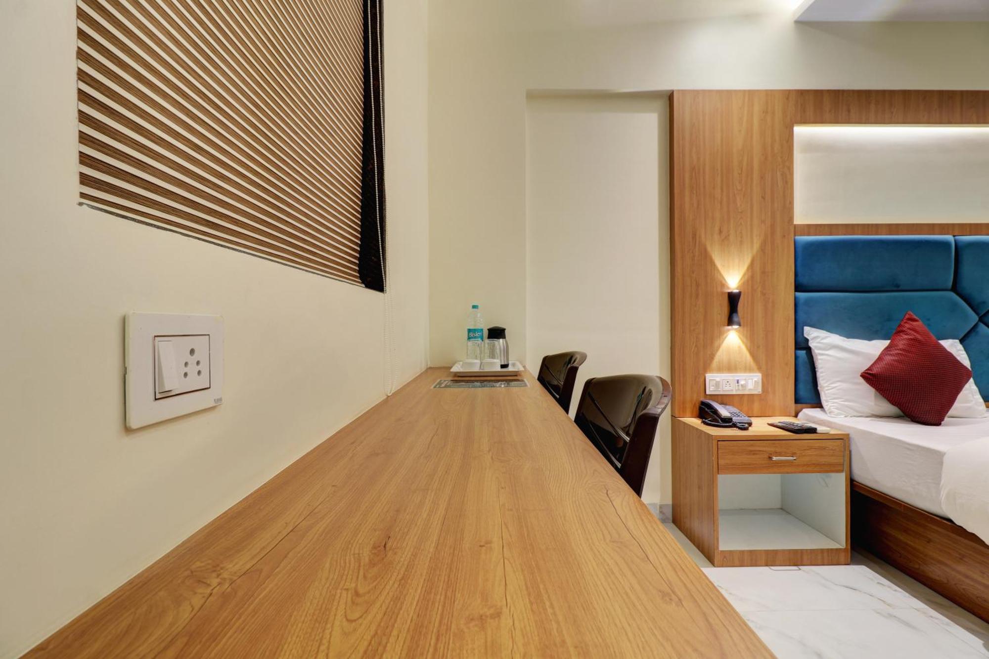 Hotel Kurla Residency Mumbai Exterior photo